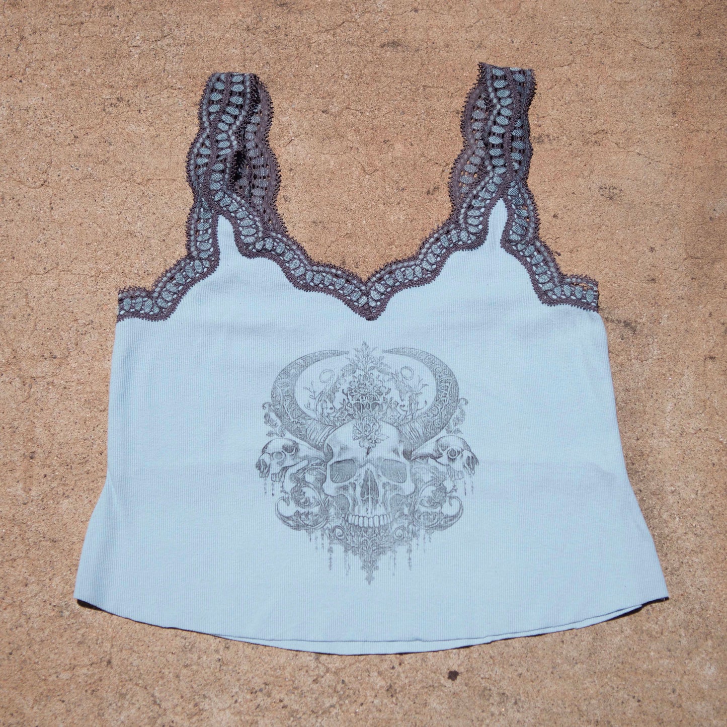 ornamental skull tank