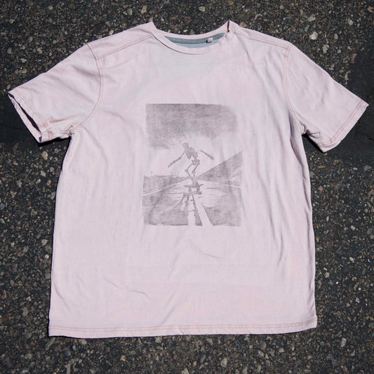 pink skull skater tee