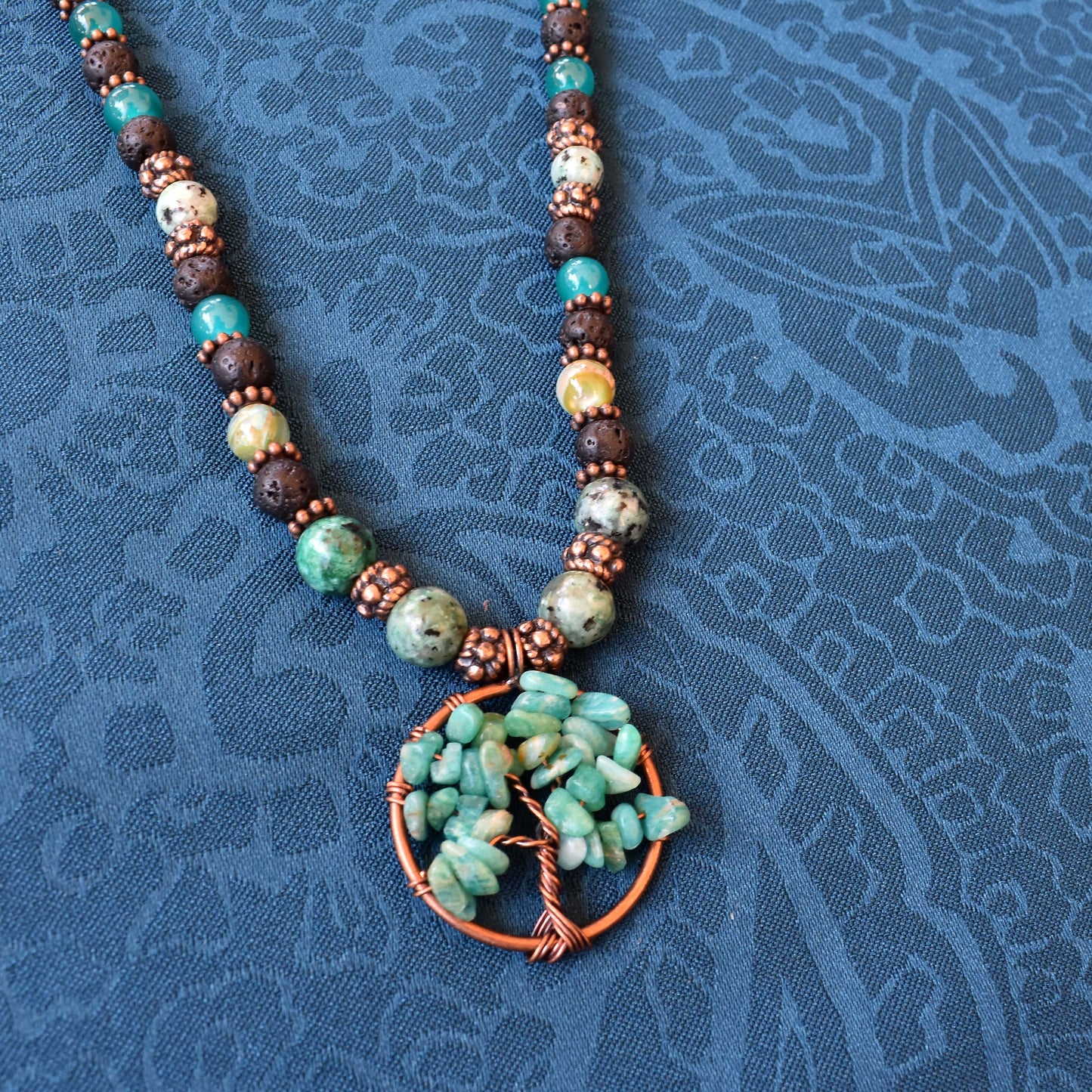 earthy tree sister necklace